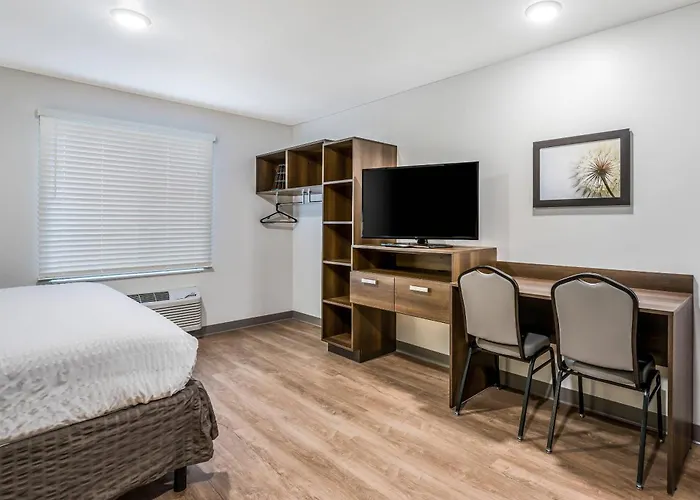 Woodspring - Chicago Hotel